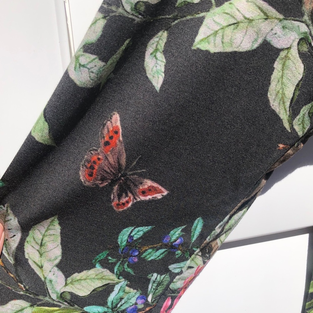 Johnny Was Olive Floral & Leopard Print V-Neck Long Sleeve Top - Picture 5 of 9